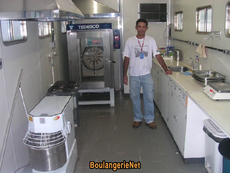 intérieur école de boulangerie mobile